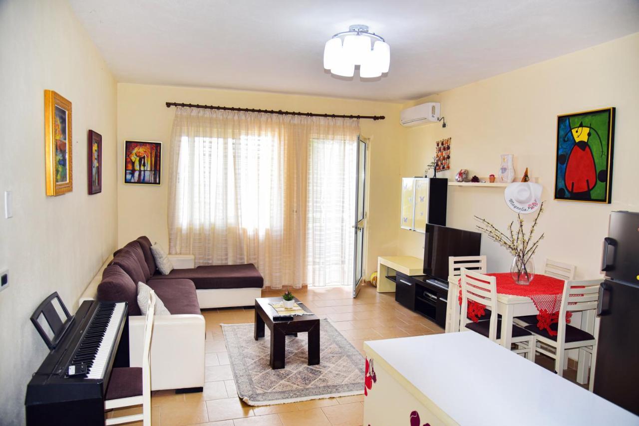 White Sea View Apartment Velipoje Exterior photo